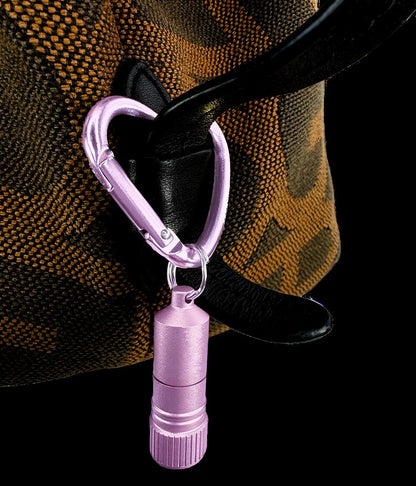 Batteriefach munkees Mini LED Taschenlampe pink geöffnet