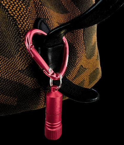Munkees Taschenlampe Herz-Karabiner rot Verpackungsrückseite mit Details