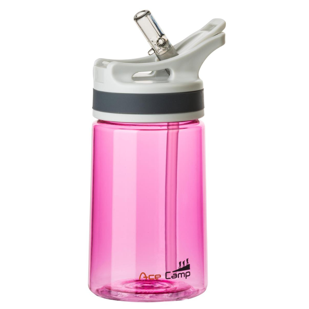 AceCamp TRITAN Trinkflasche mit Trinkhalm beim Sport im Freien