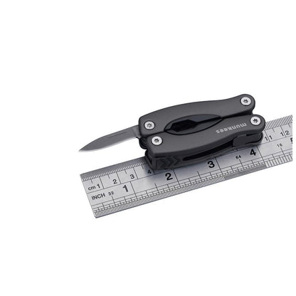 Detailansicht der Zange des Munkees Edelstahl Multitool Anthrazit