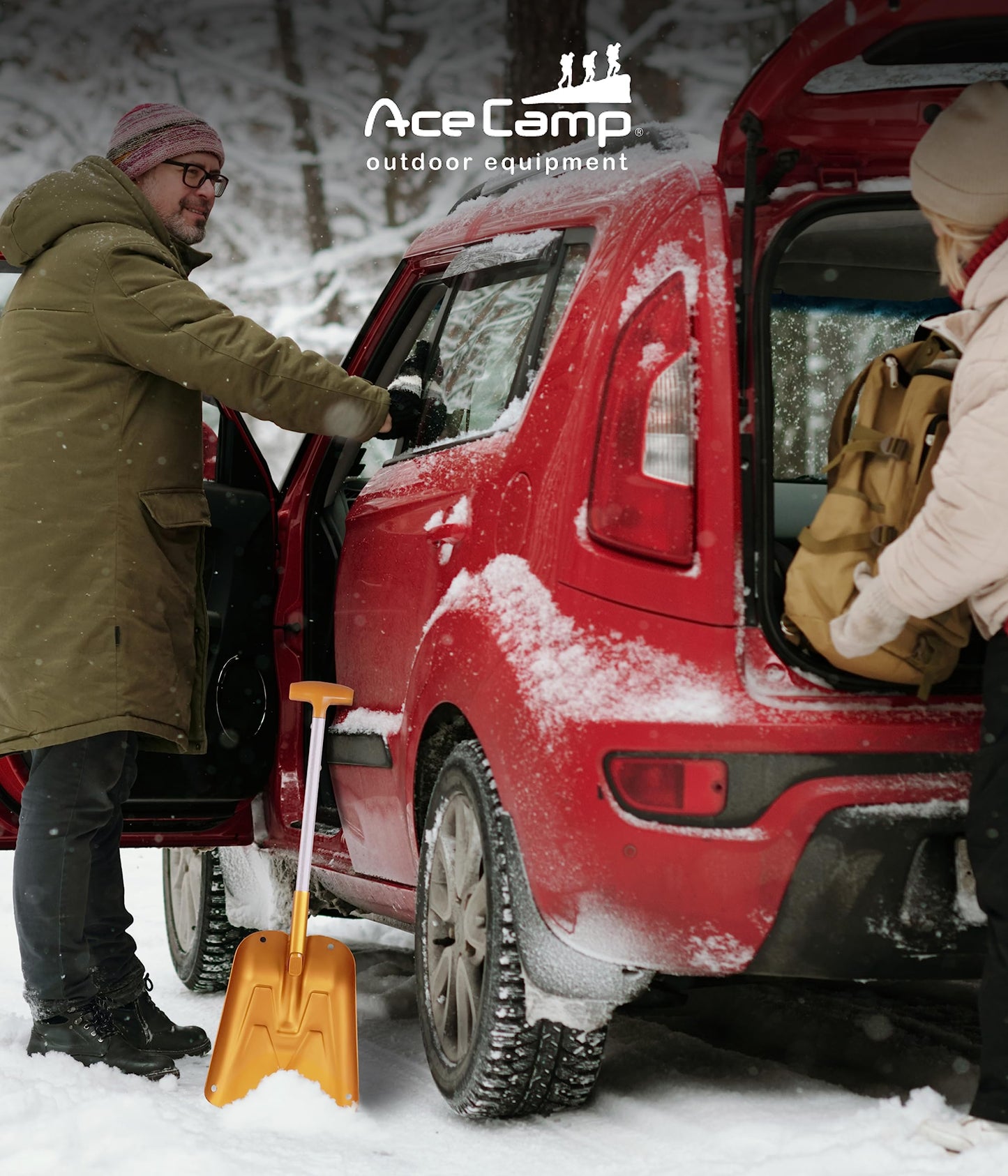 AceCamp Schneeschaufel mit ausziehbarem Teleskopstiel in Seitenansicht