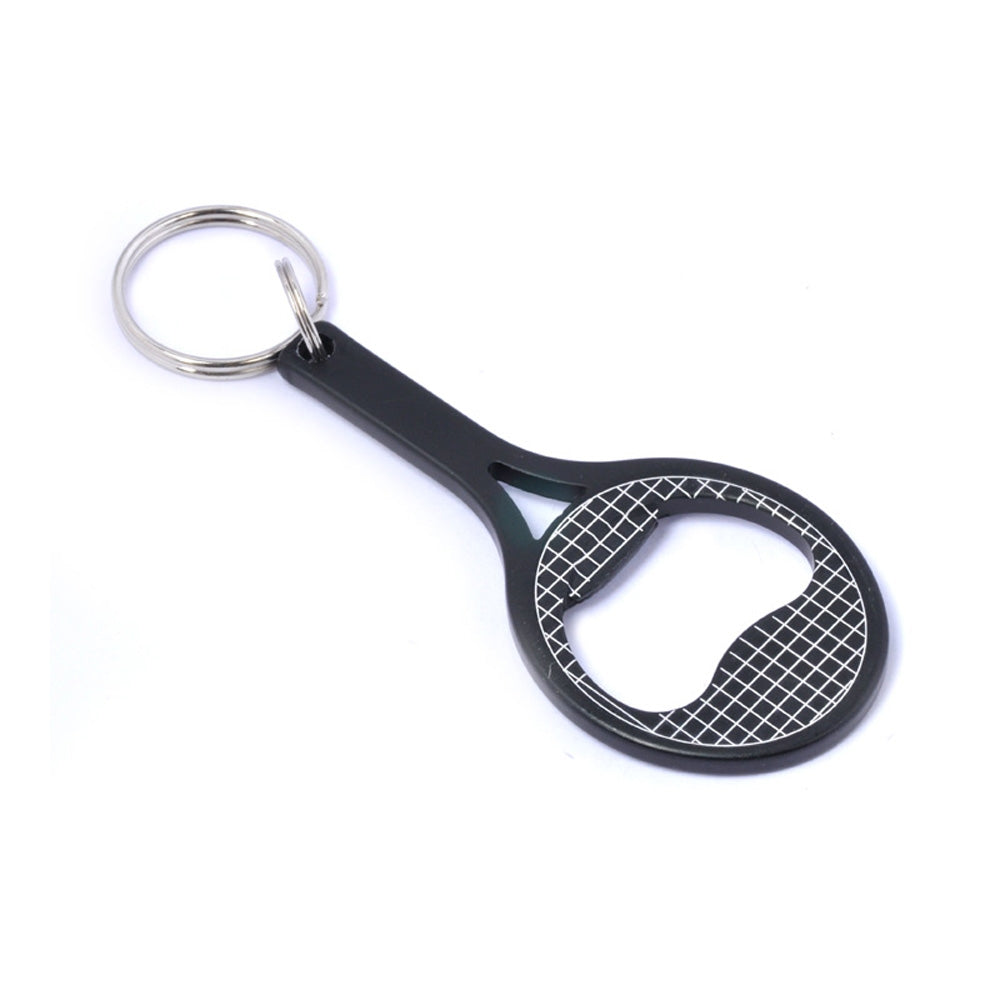 Munkees Tennis Flaschenöffner Schlüsselanhänger Größenvergleich zur Hand