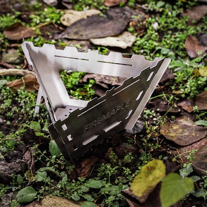 Maverick Holzgrill Triangle zusammengeklappt kompakte Transportgröße