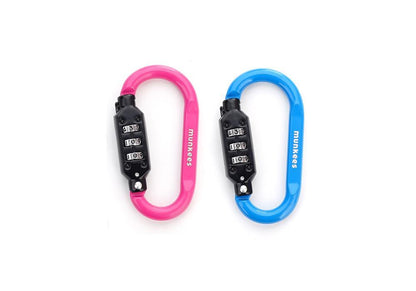 munkees Zahlenschloss-Karabiner D-Form – Magenta oder Blau