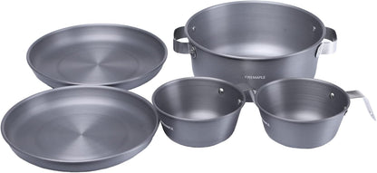 Gourmet Set Outdoor-Küche kompaktes Schneidebrett aus Holz Nahaufnahme