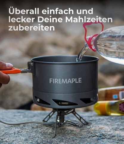 Fire-Maple Campingtopf K2 Größenvergleich neben Outdoor-Zubehör