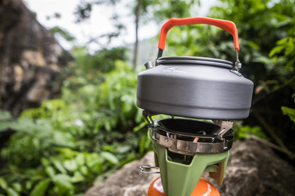 Fire-Maple Feast XT1 Kessel auf Campingkocher im Outdoor-Einsatz