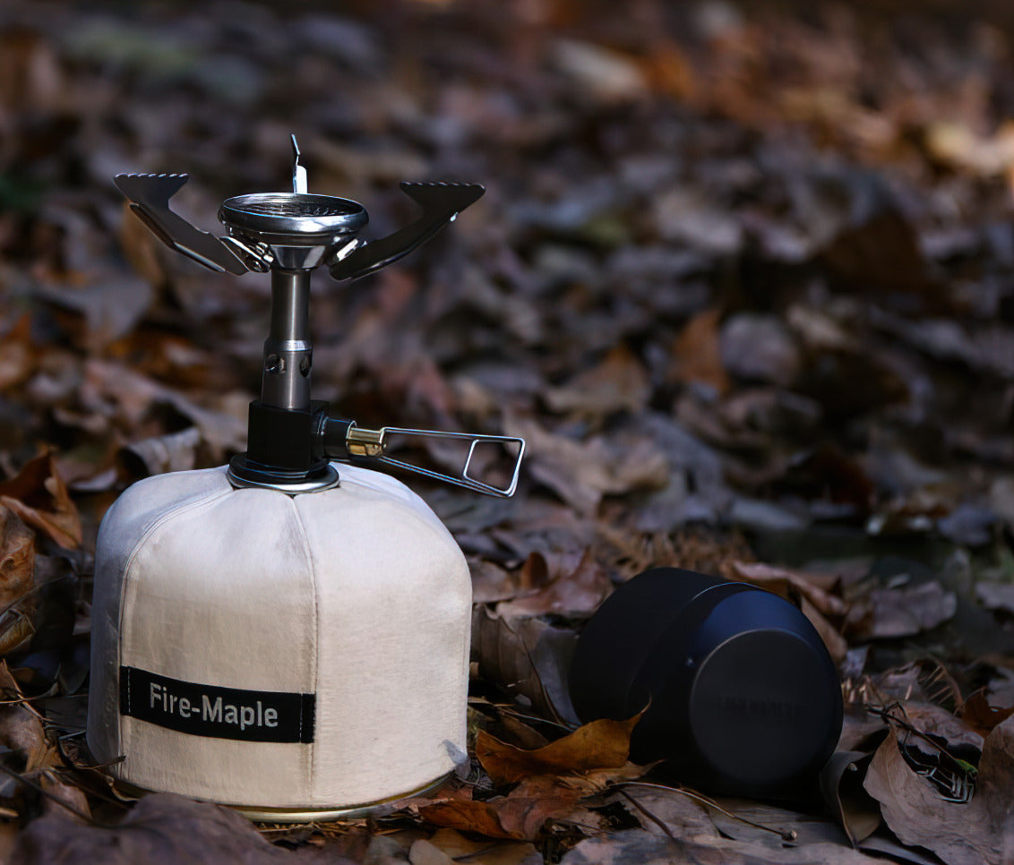 Fire-Maple Polaris Gaskocher im Outdoor-Einsatz auf Campingkocher mit Topf