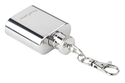 AceCamp Mini Flachmann Edelstahl 30 ml mit Schlüsselring Größenvergleich
