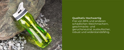 AceCamp TRITAN Trinkflasche mit Trinkhalm beim Sport im Einsatz